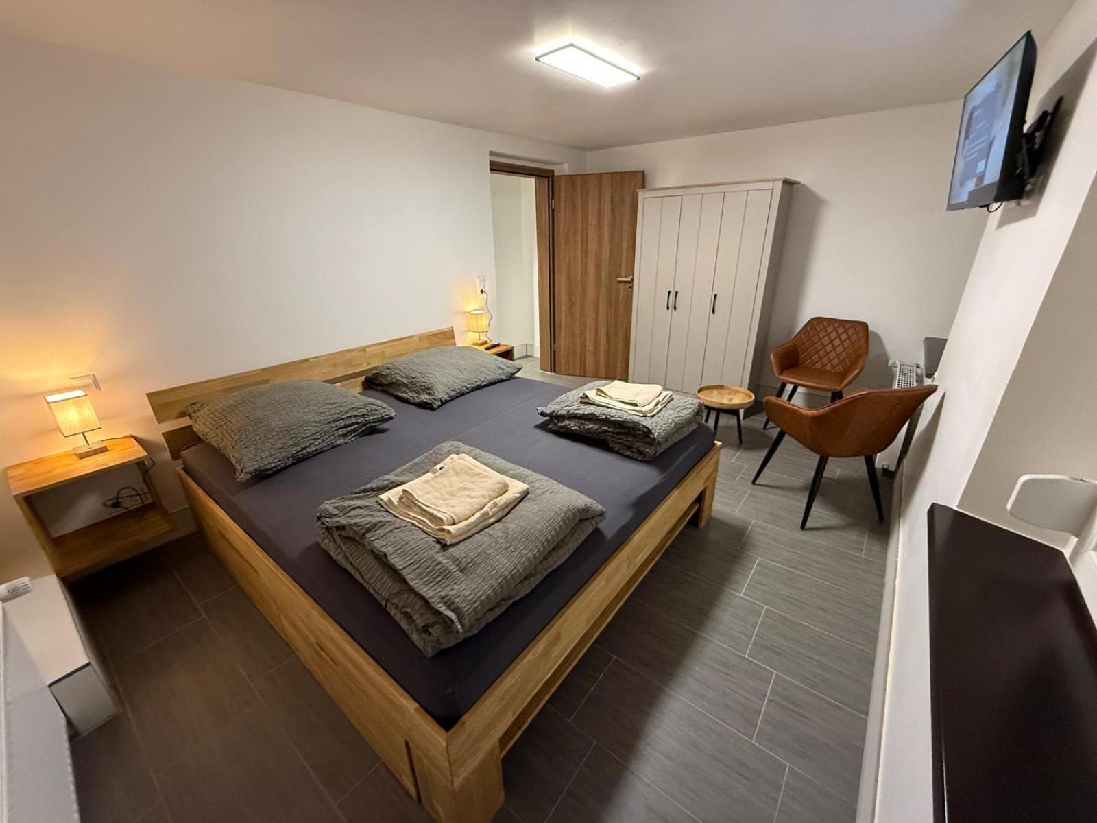 S'Bahnhoefle Apartments Рингсхайм Екстериор снимка